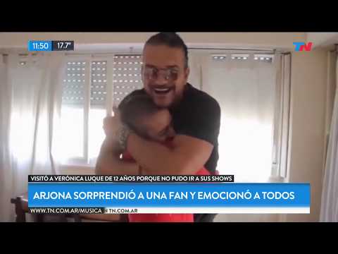 Arjona surprised a fan in the hospital