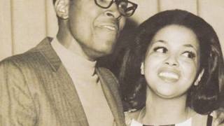 Tammi Terrell &amp; Marvin Gaye - If I Could Build My World Around You