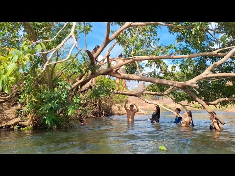 Dia de lazer, família Camelo. Rio Acaraú, Macaraú, Santa Quitéria  - CE.