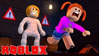 The Happy Roblox Family The Floor Is Lava Clipjacom - roblox escape the zombie pool 2 player with molly and daisy