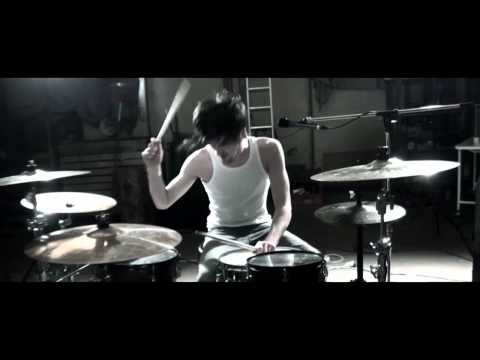 ARE THOSE YOUR FRIENDS - Bloodbrothers (Official Music Video)