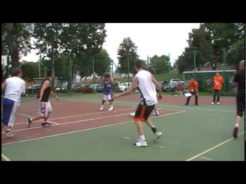 Turniej streetballa w Głogowie