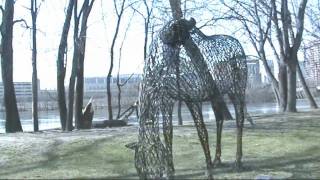 Run Away Ft. Delinquente