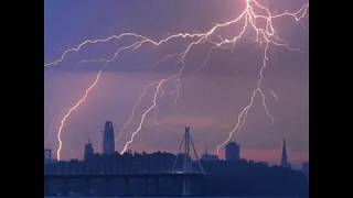 Download lagu Evening of Thunderstorms Funk Lek-Lek (music by Hem Siriyanonda) mp3