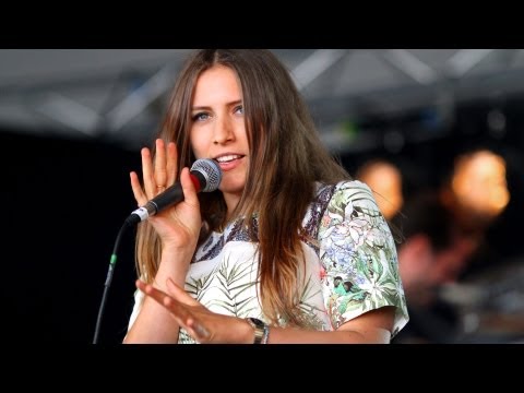 Mausi - My Friend Has A Swimming Pool at Reading Festival 2013