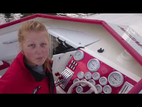 E27 - REVVING A 1500+ HP 42' FOUNTAIN *** GO DEANNA ! FLASHBACK TO NOVEMBER 2015