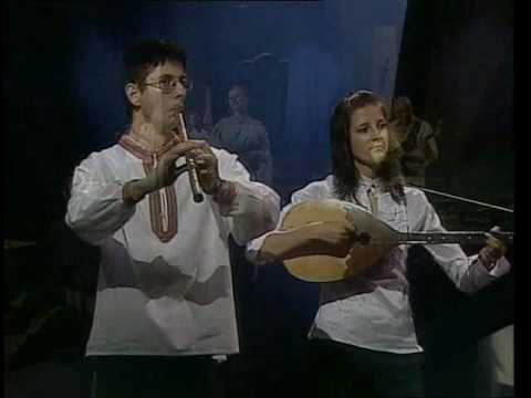 Irena i Cane Bioritam - Makedonsko devojce.wmv