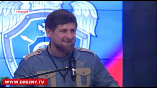 Глава Чечни наградил орденом Кадырова Игоря Павленко