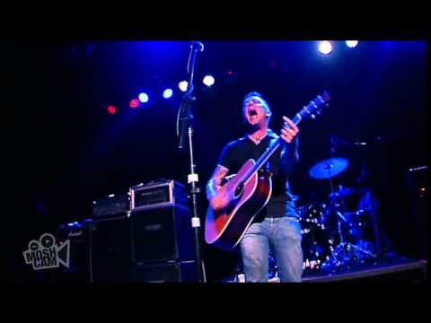 Dave Hause - Pretty Good Year (with Chuck Ragan) (Live in Sydney) | Moshcam