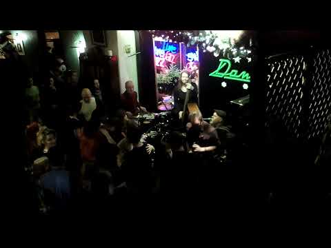 Ewan Bleach, Jim Dakota, Louisa Jones, Max Djanovi, В.Г.Петров - Walking stick (СПБ, 2016)