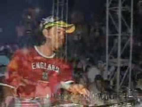 Dj Tiago - Beijo coladinho