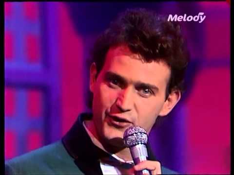 Ryan Paris Dolce Vita