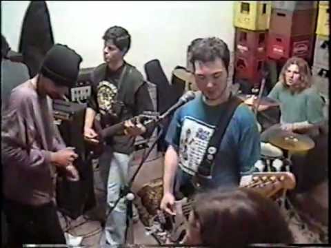 Fisicopatas - Bomba Nuclear ao vivo Bar Potiguá em 2003 Londrina