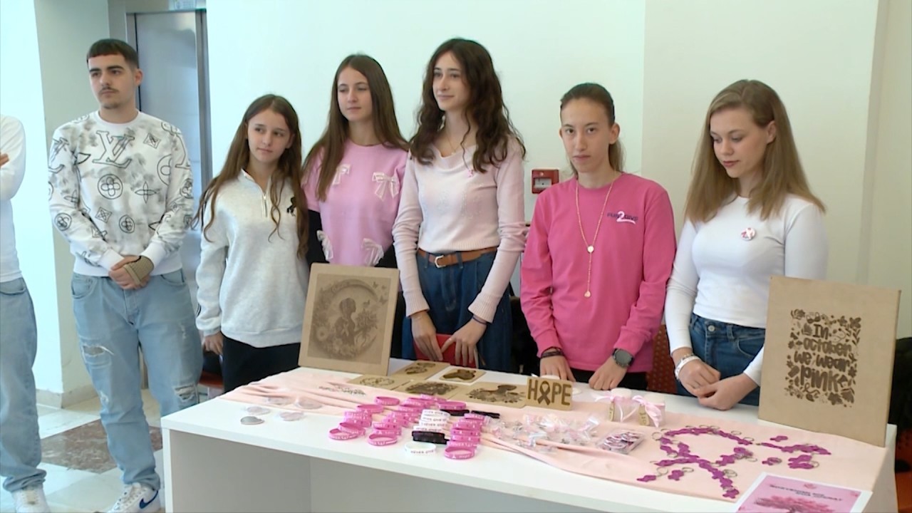 Ekspozitë për Tetorin Rozë/Të ardhurat nga shitja e punimeve shkojnë për gratë me kancer gjiri