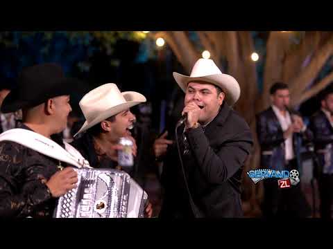 Enigma Norteño Ft. Banda Punto Medio - No Se Metan a La Playa (En Vivo 2021)