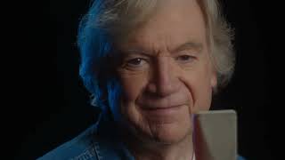 Justin Hayward - &quot;Living For Love&quot; (Official Video)