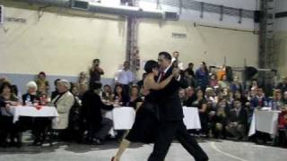 Paulina Cazabon y Jose Luis Gonzalez en Sunderland