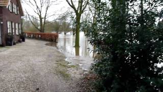 preview picture of video 'roer vlodrop hoogwater (16) 14-01-2011'
