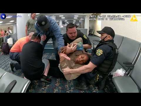 Travelers Step Up When Chaos Breaks Out at the Gate