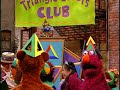 Baby Bear Triangle Lover Of The Day Retrotv Throwbacktv Sesamestreet Throwbacktvmovies