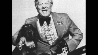 Jerry Clower - The Hitch Hiker