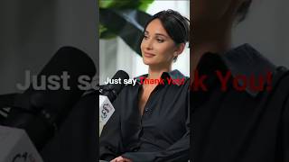 Download lagu Bahasa yang merendahkan diri sendiri sangat umum. mp3