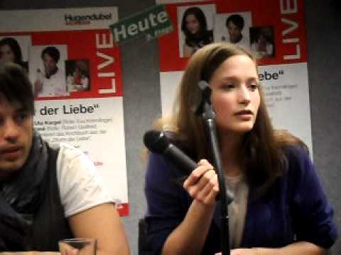 Sturm der Liebe Autogrammstunde Hugendubel 25.11.2010 München 046.avi