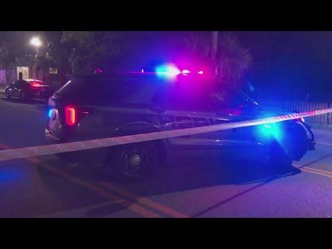 Suspect shot by Jacksonville officer after stolen car chase, crash, JSO says