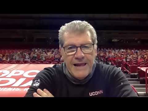 Geno Auriemma, Paige Bueckers, Evina Westbrook Postgame Press Conference - Arkansas