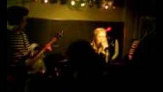 ELiT-ALLÉN - go my own way (broder daniel)