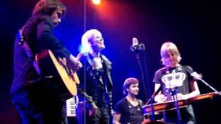 Ilse DeLange - Tapdancing on the highwire