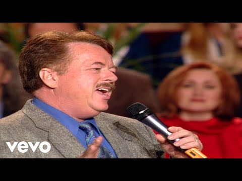 Bill & Gloria Gaither - Little Is Much When God Is in It [Live] ft. Larry Ford