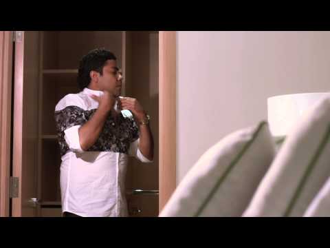 Churo Díaz y Elías Mendoza La Santa Video Oficial