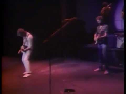 Jeff Beck & Eric Clapton - Cause We've Ended As Lovers (Live 1981)
