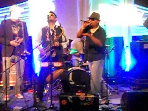 Suenalo - Hip-Hop-Infused-Latin Music with Miami Soul (Florida Grammy Showcase 2012)