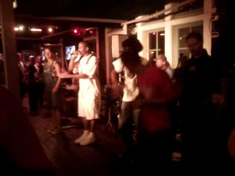 S.T.I.C.S feat Ladah - lite mer