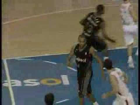 Resumen del Cajasol - Grupo Begar León (84-73)