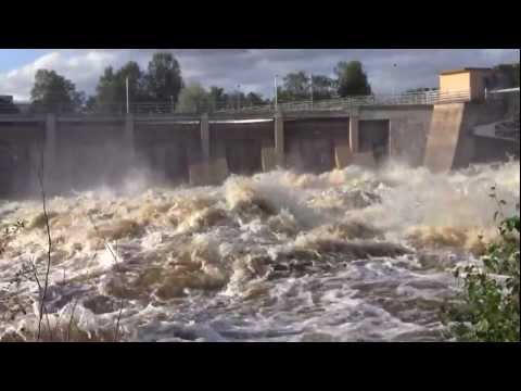 Ohijuoksutus 2012 Merikosken voimalaitos Oulu river flooded Merikoski power plant Suomi Finland