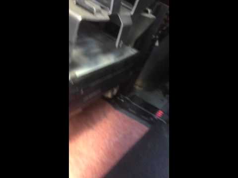 No power trunk 3rd break light Mercedes Benz e350 2006