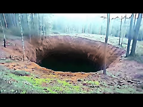 They Dropped a Camera in Mel’s Hole, What Was Captured Shocked the Whole World