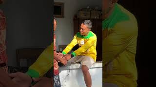 Download lagu mbah parji ndandakne radio puterane rusak mp3