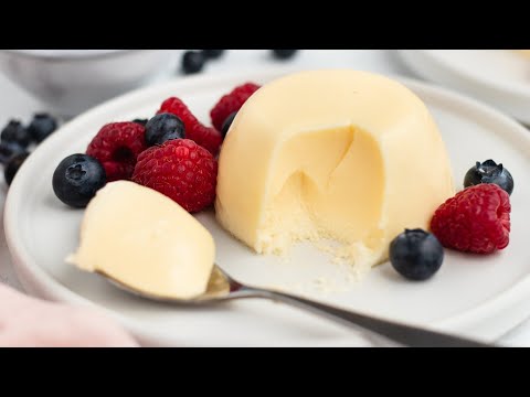 Bavarian Cream and Berries Recipe