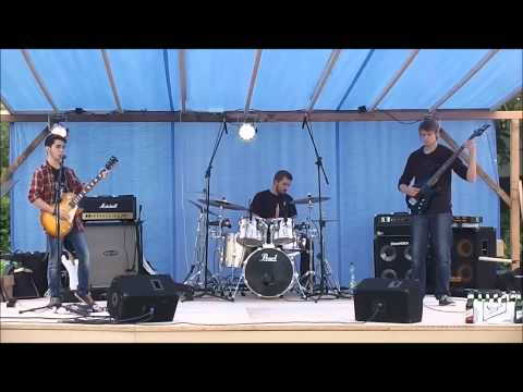 Crossroads - Crossroads- Midnight coffee & Of sinners and saints (Live)