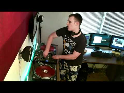 Bazzer - Back to the Future | HandsUp Version