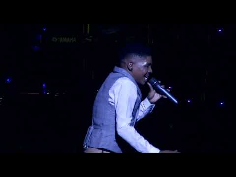 Lundi - Ke Se Ke Tla Tsamaya (Live)