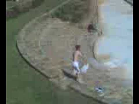 oaed peiraia tsekouras stin pisina