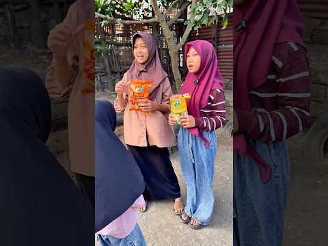 Kalian mau pilih yupi Latifa atau yupi Abira?