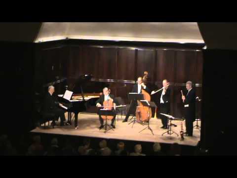 KISS FROM A ROSE - Bremer Kaffeehaus-Orchester (Instrumental)