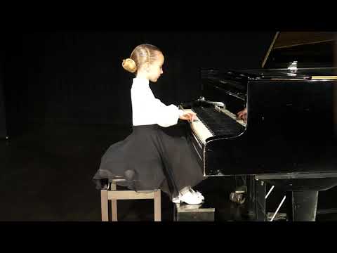 Simona Jefimenkaite | 6 years | William Gillock – Little Flower Girl of Paris