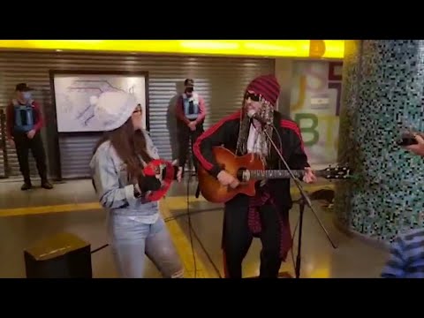 Susana Giménez y Sebastián Yatra se disfrazaron y la rompieron en el subte